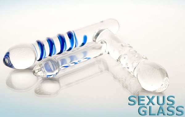 Изогнутый текстурированный стимулятор из стекла Glas, розовый GLAS-158 - Glas - Анальные стимуляторы - Купить